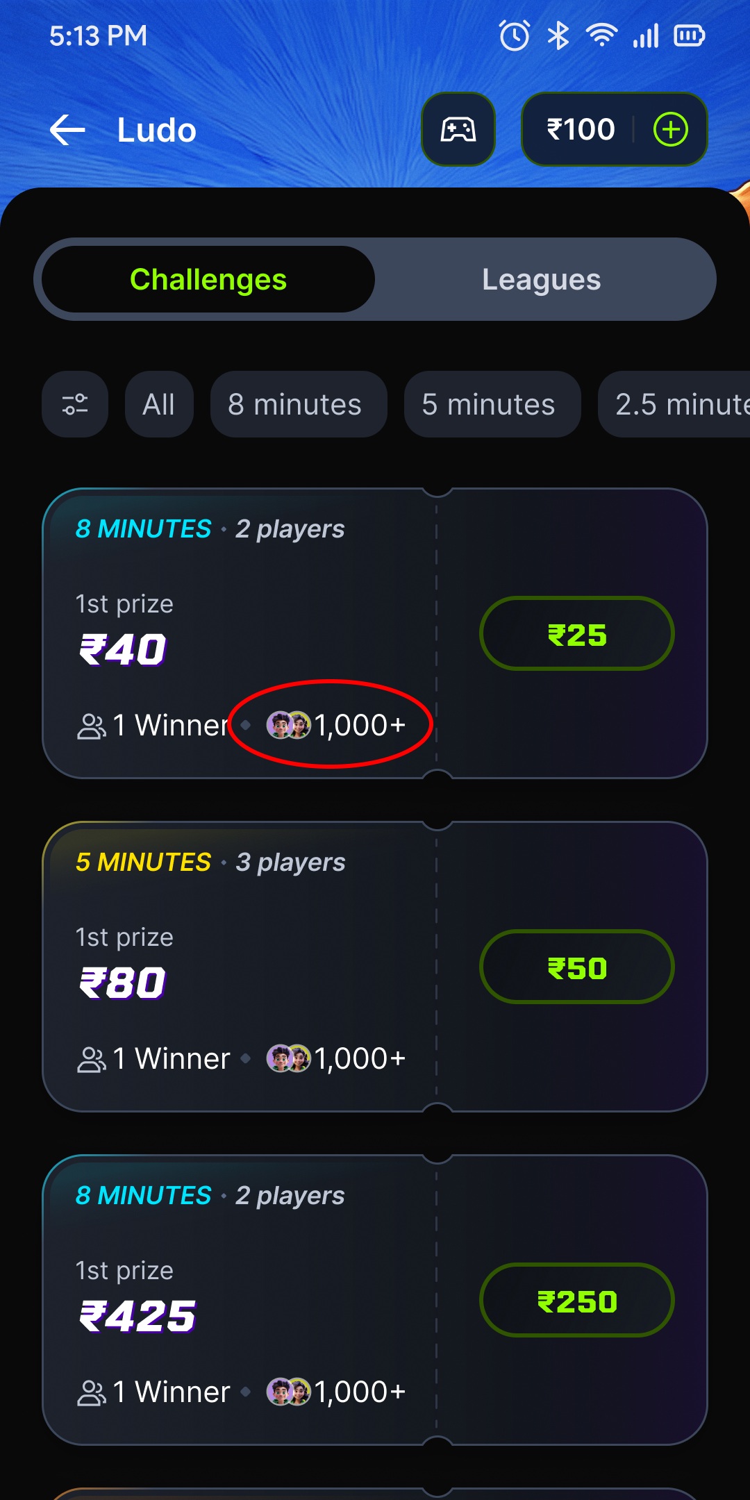 The contest lobby, with the live player count called out